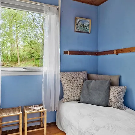 2 Bedroom Cozy In Casa de Férias